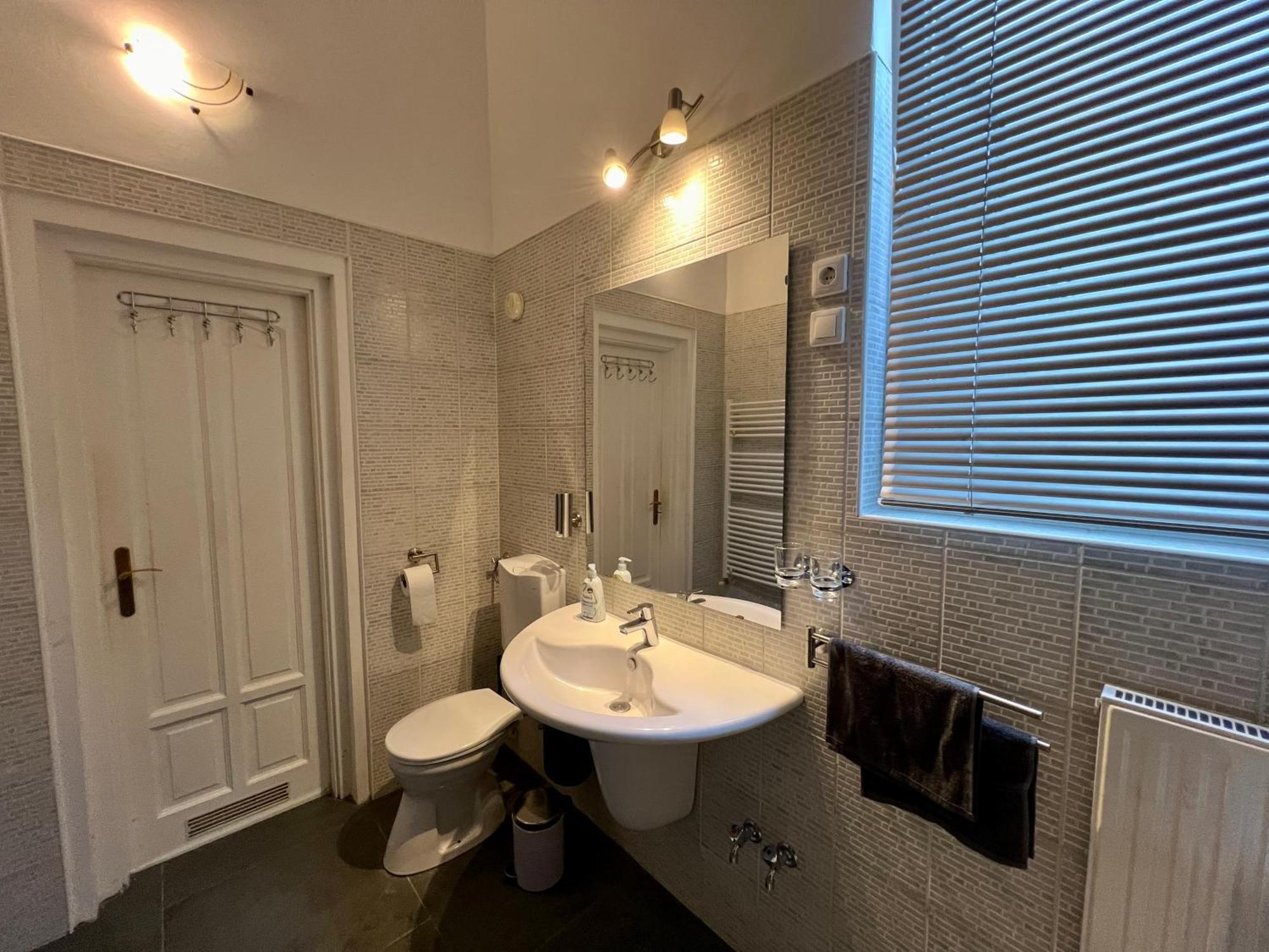 Tilia Suite บูดาเปสต์ ภายนอก รูปภาพ